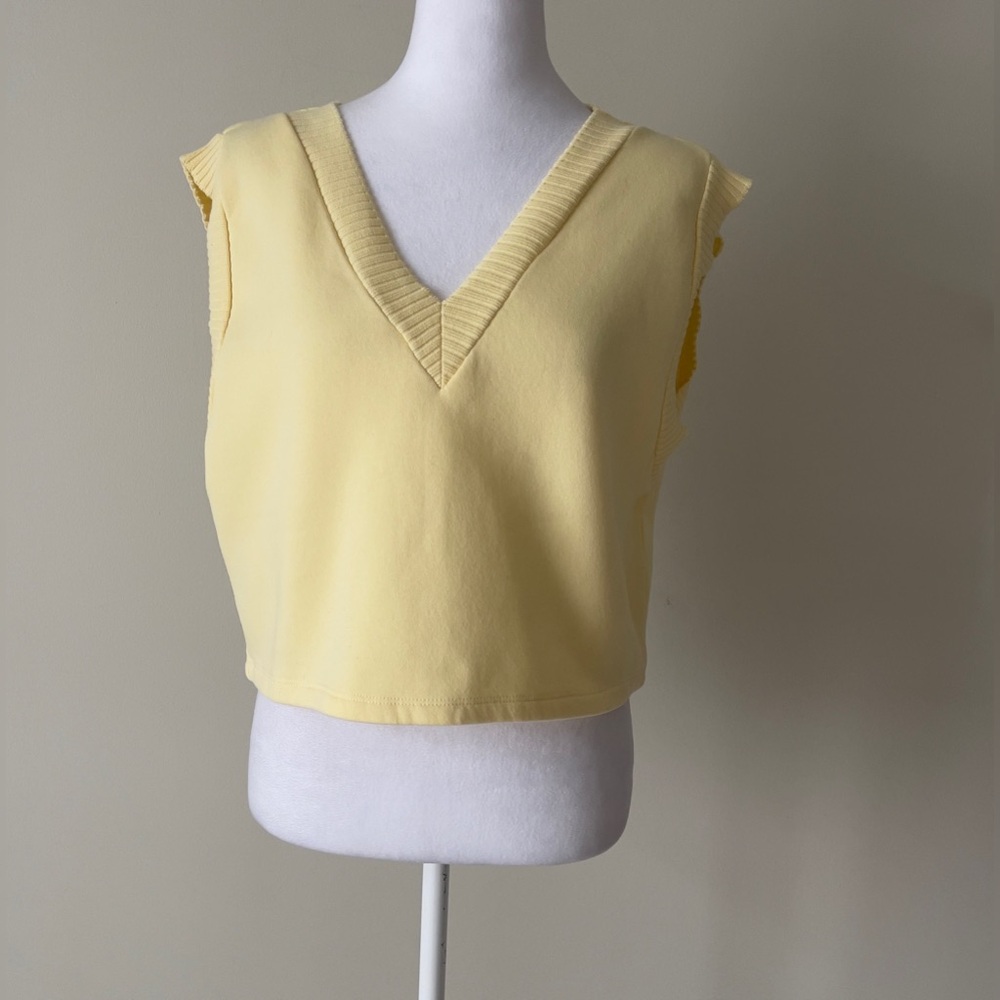 Zara Women’s Yellow Cropped Sweater V-Neck Vest EUC Size Small - Picture 3 of 6